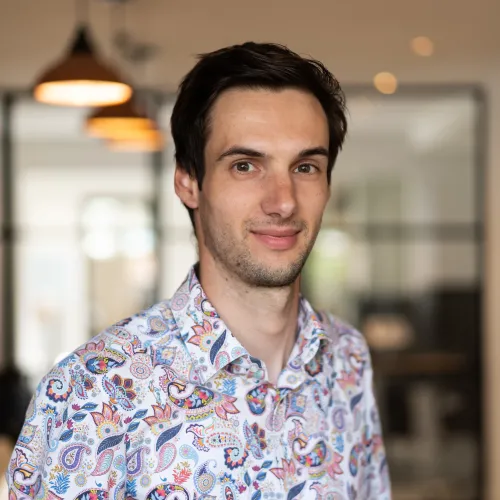 Robert, dataspecialist